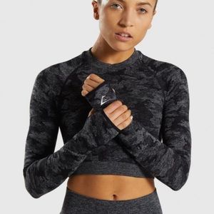 Gymskark adapt camo seamless long sleeve crop top - Size Small